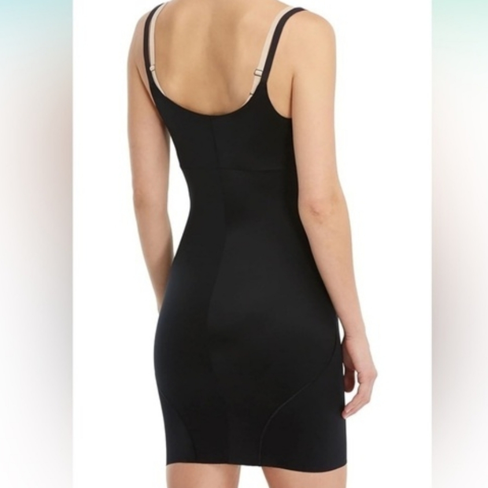 Spanx Open-Bust Shaping Slip - Picture 3 of 12